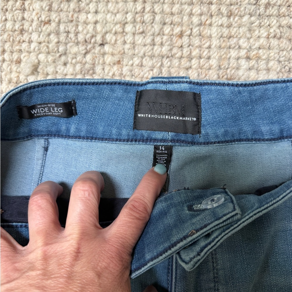 White House Black Market Men’s Wide Leg Jeans in Medium Blue Denim